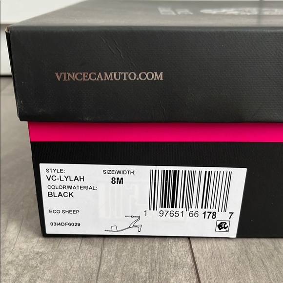 VINCE CAMUTO NWT Lylah Black Leather Ankle Strap Heel Sandal, Size 8/39 - Picture 4 of 15